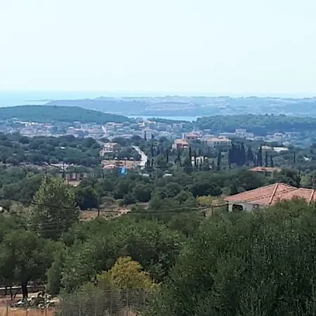 Aristotelis Apartment *
