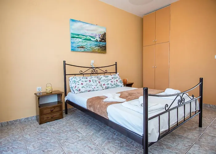 Aristotelis Apartment Razáta